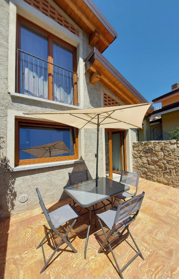 Our Happy Place - Casa Vacanze Per Il Viaggiatore Slow Mandello del Lario Ngoại thất bức ảnh